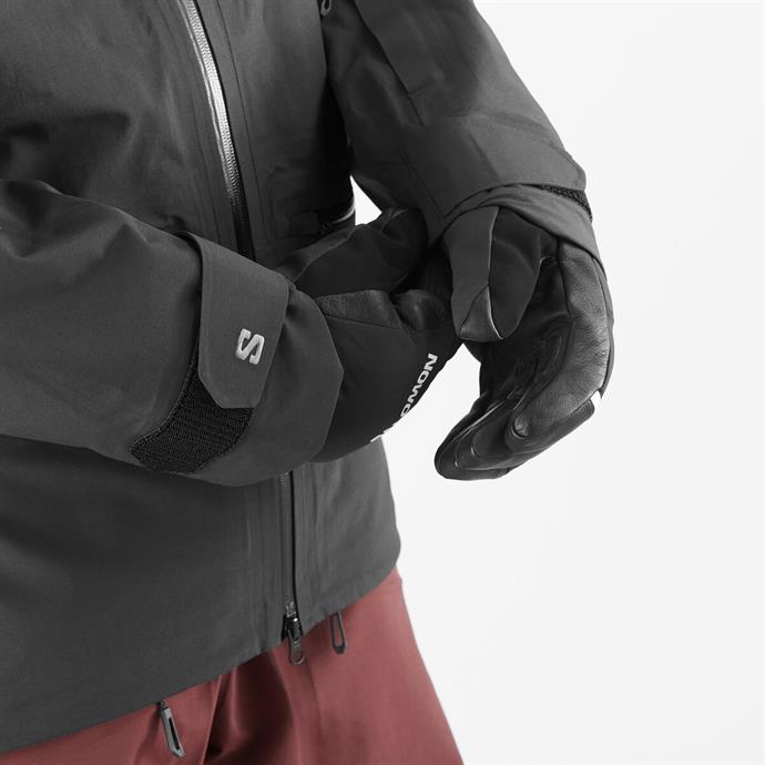 csUrun.UrunSecenek[0].StokKodu_5