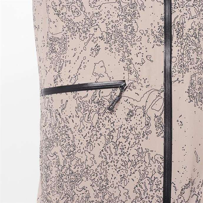 csUrun.UrunSecenek[0].StokKodu_9