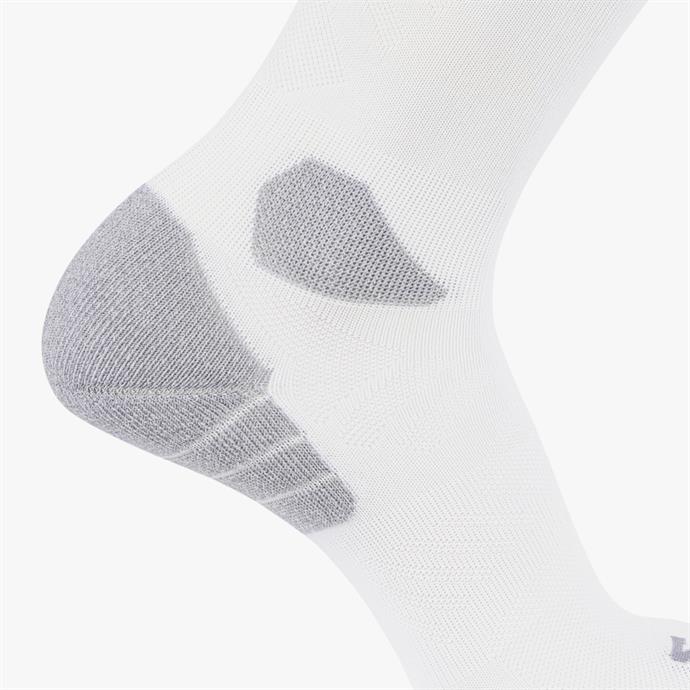 csUrun.UrunSecenek[0].StokKodu_1