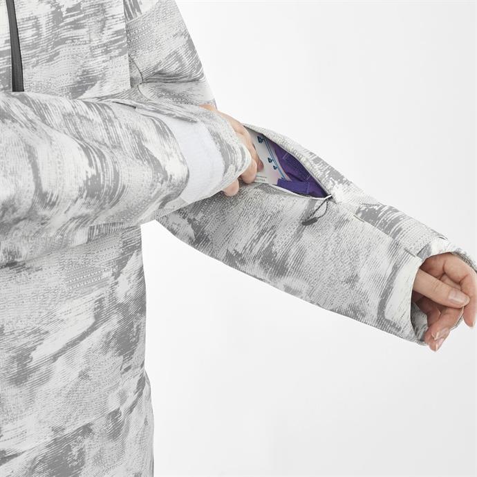 csUrun.UrunSecenek[0].StokKodu_4