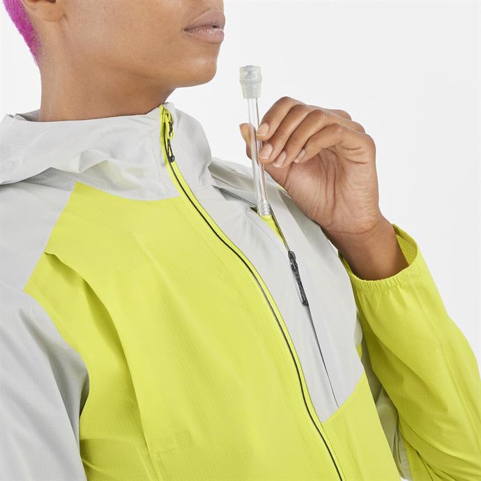 csUrun.UrunSecenek[0].StokKodu_3