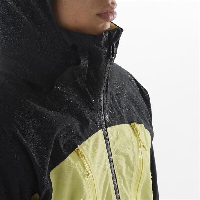 csUrun.UrunSecenek[0].StokKodu_7