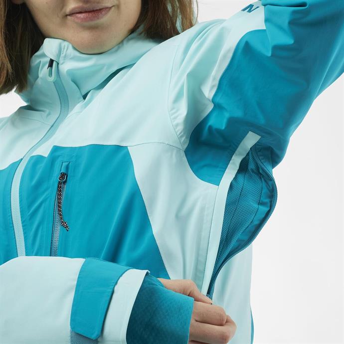 csUrun.UrunSecenek[0].StokKodu_7