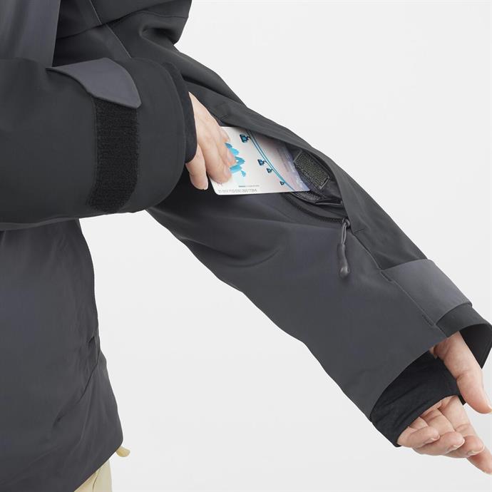 csUrun.UrunSecenek[0].StokKodu_3