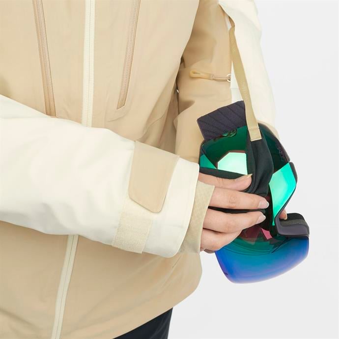 csUrun.UrunSecenek[0].StokKodu_2