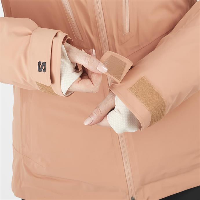 csUrun.UrunSecenek[0].StokKodu_3