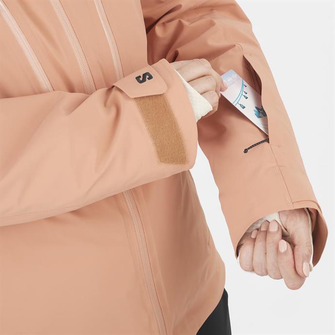 csUrun.UrunSecenek[0].StokKodu_2