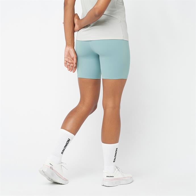 csUrun.UrunSecenek[0].StokKodu_1