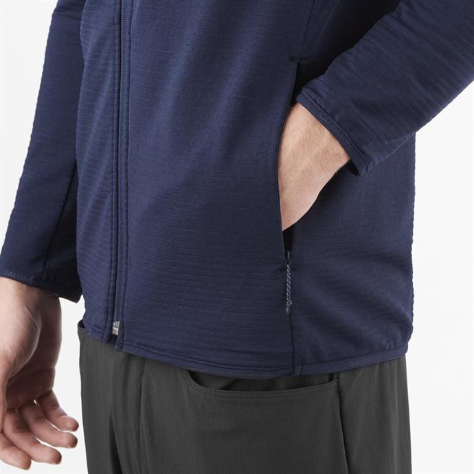 csUrun.UrunSecenek[0].StokKodu_2