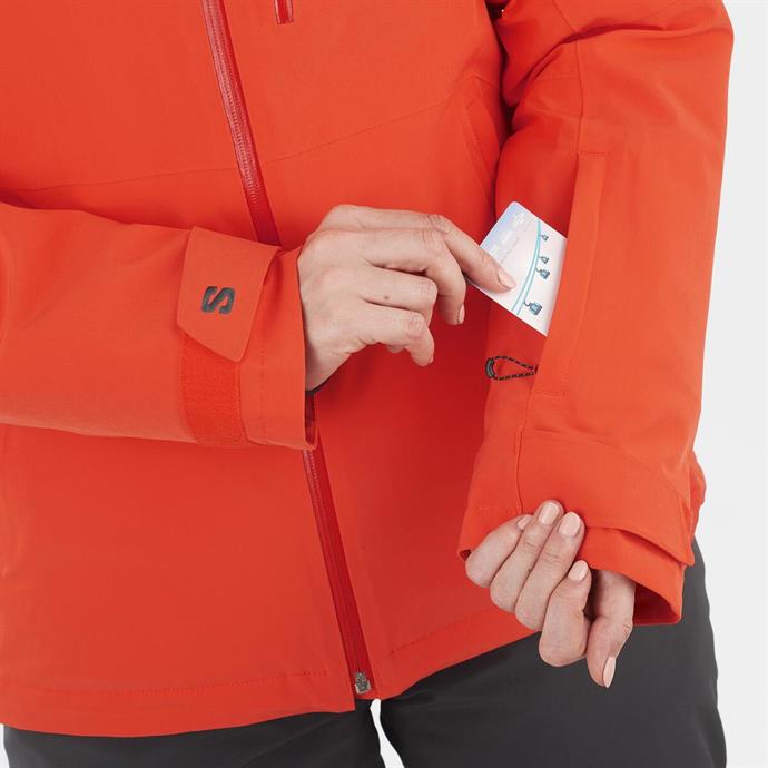 csUrun.UrunSecenek[0].StokKodu_3