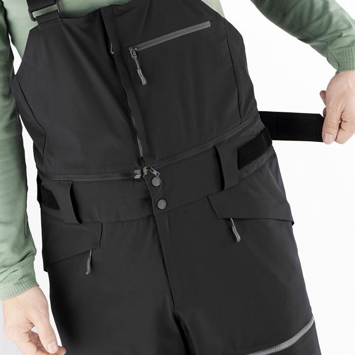 csUrun.UrunSecenek[0].StokKodu_4