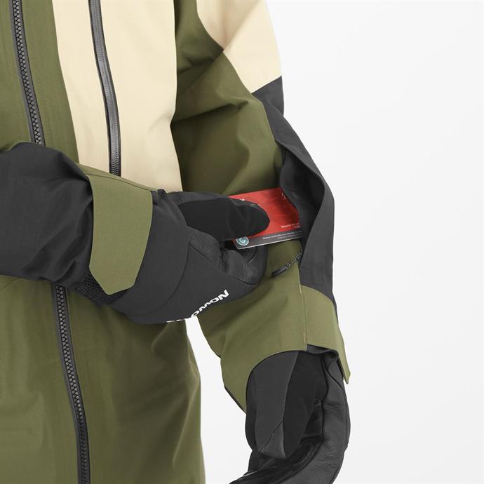 csUrun.UrunSecenek[0].StokKodu_4