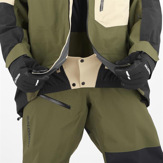 csUrun.UrunSecenek[0].StokKodu_7