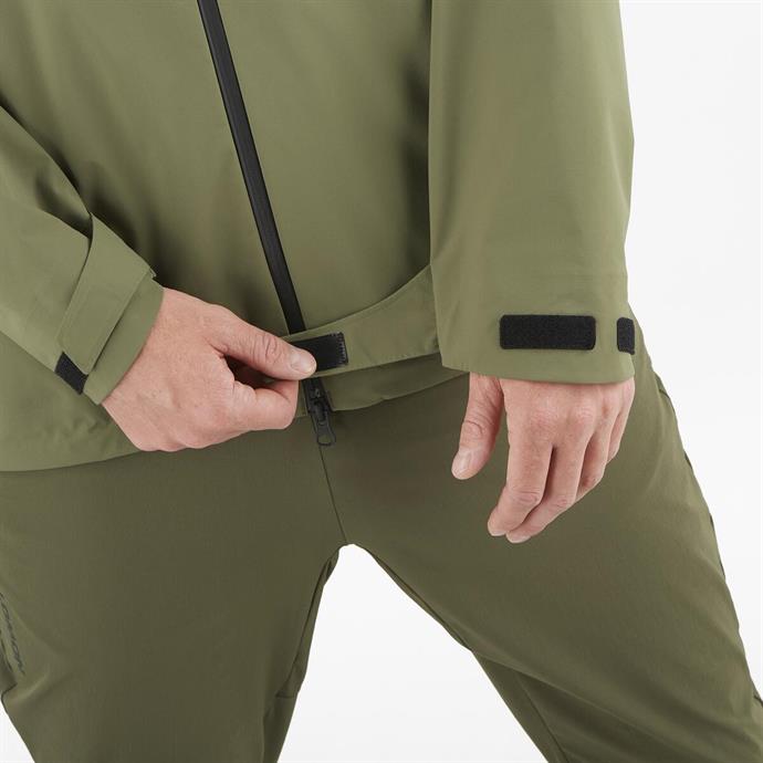 csUrun.UrunSecenek[0].StokKodu_4