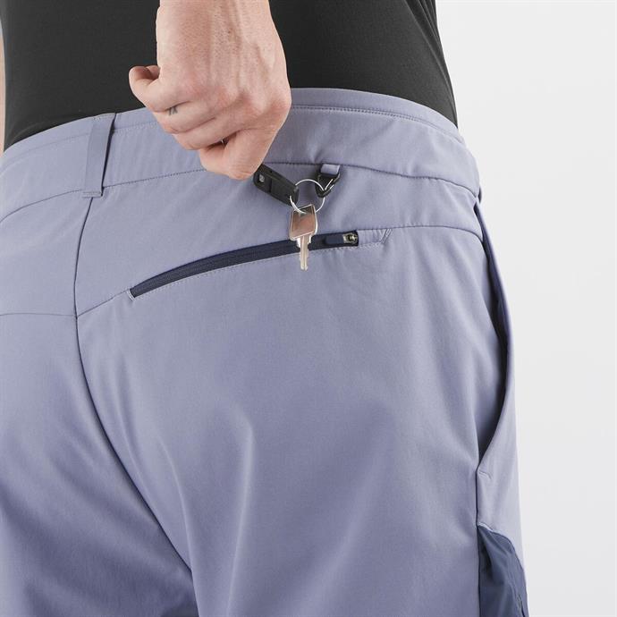 csUrun.UrunSecenek[0].StokKodu_4