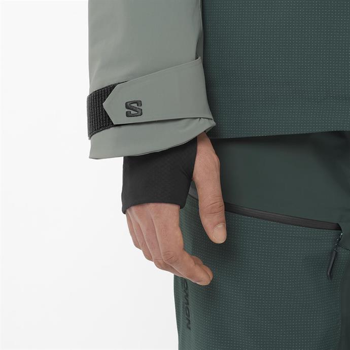 csUrun.UrunSecenek[0].StokKodu_7