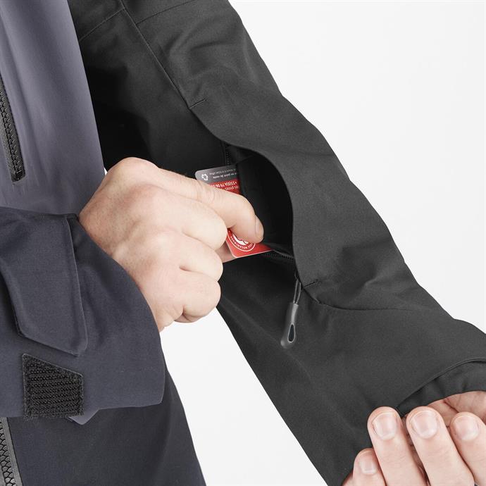 csUrun.UrunSecenek[0].StokKodu_5