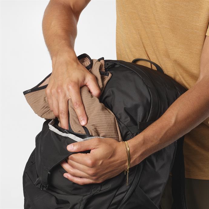 csUrun.UrunSecenek[0].StokKodu_7