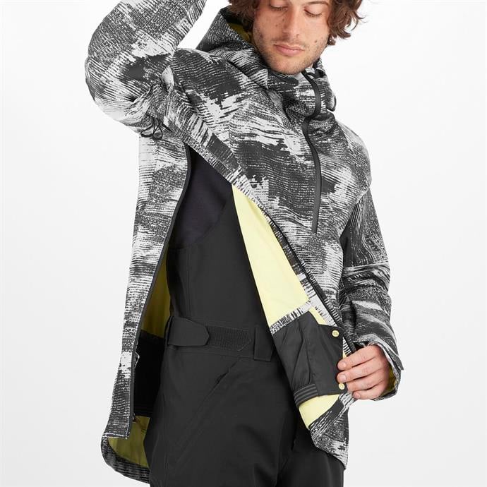 csUrun.UrunSecenek[0].StokKodu_6