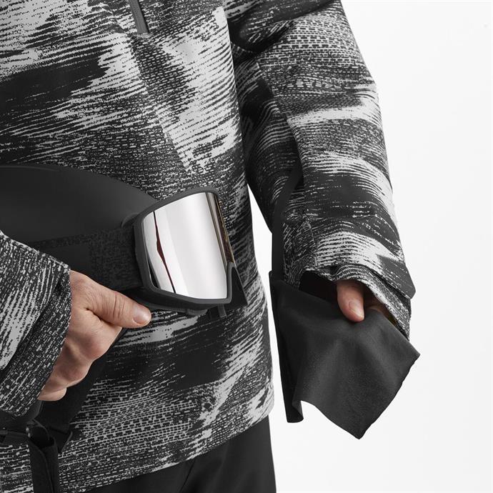 csUrun.UrunSecenek[0].StokKodu_2