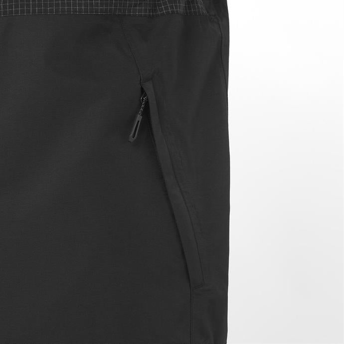 csUrun.UrunSecenek[0].StokKodu_4