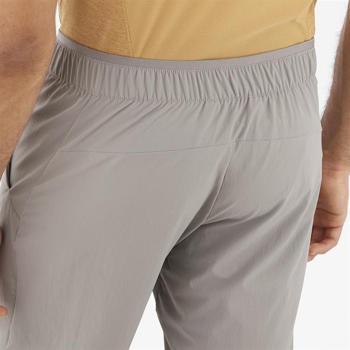 csUrun.UrunSecenek[0].StokKodu_4