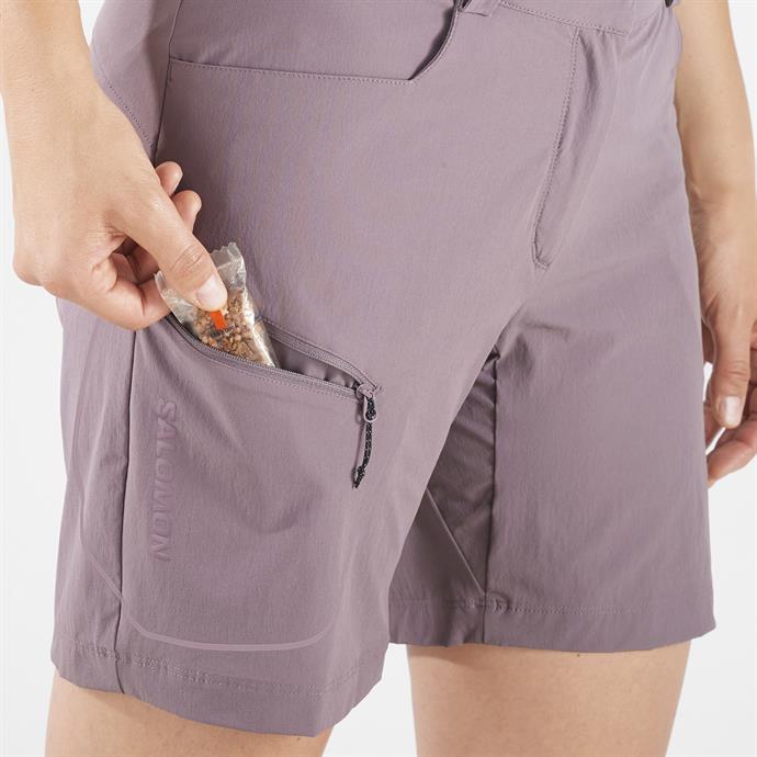 csUrun.UrunSecenek[0].StokKodu_2