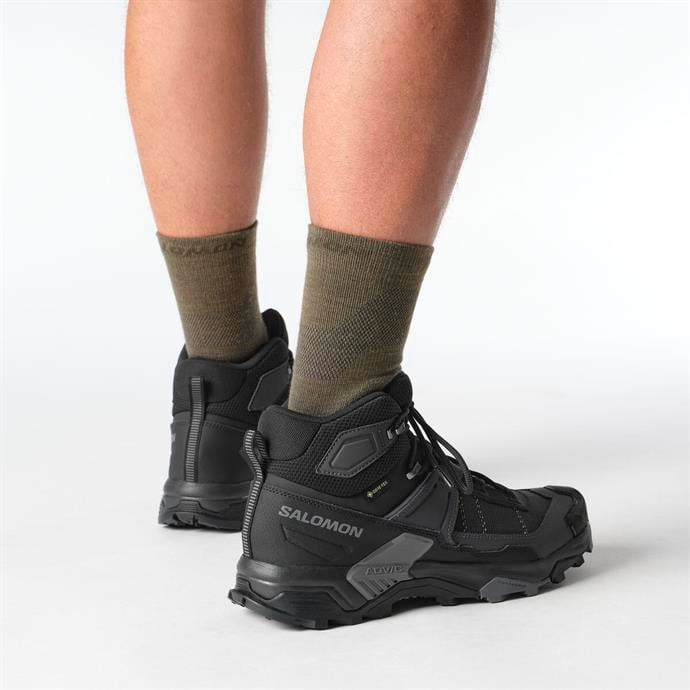 csUrun.UrunSecenek[0].StokKodu_7