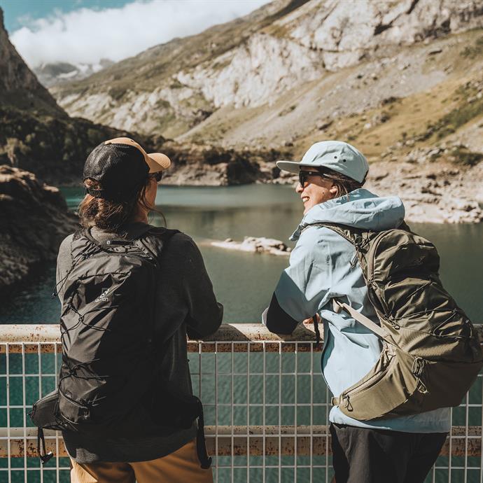 csUrun.UrunSecenek[0].StokKodu_4